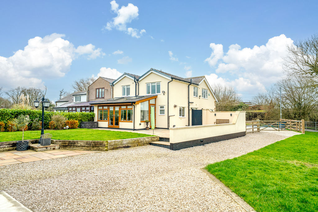 10 Carr House Lane Wrightington